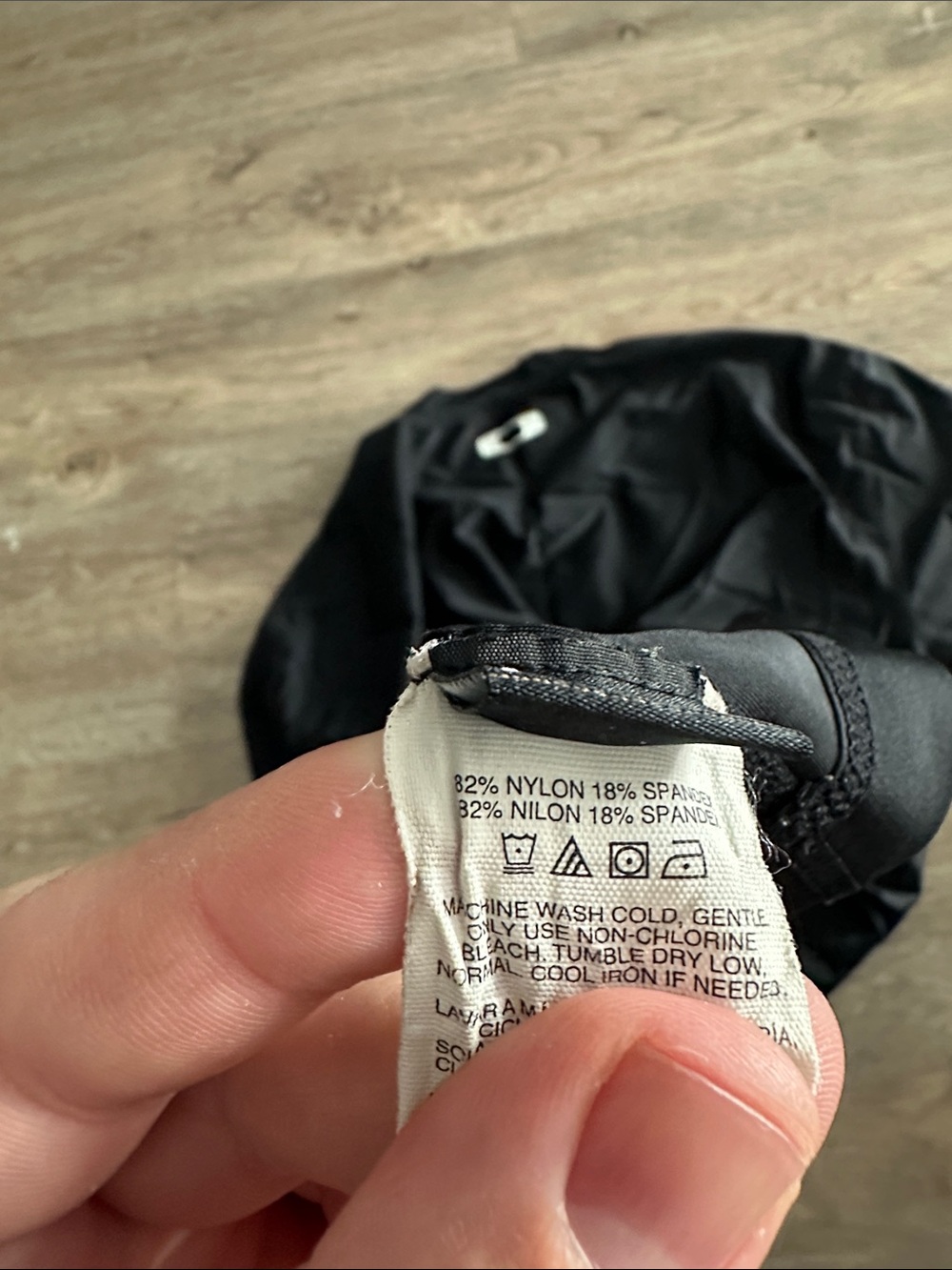Oakley Black Rash guard - Men - Picture 5 of 5